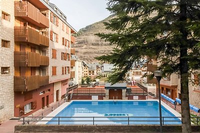Appartamento tranquillo a Vielha con piscina