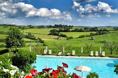 Elegante appartamento in villa d'epoca con...