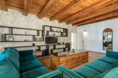 Villa con 5 camere da letto