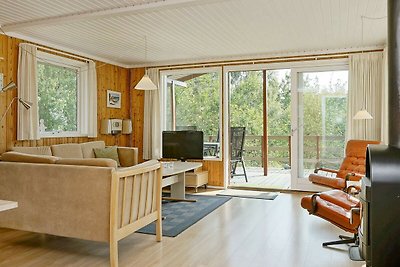 Modernes Ferienhaus in Aakirkeby in Meernähe