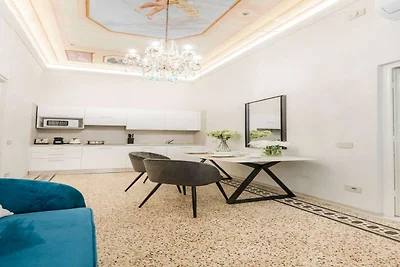 Appartement in Lucca met tuin en zwembad