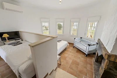 1100 - BEACH FRONT VILLA