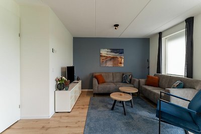 Modernes, freistehendes Ferienhaus in Scherpe...