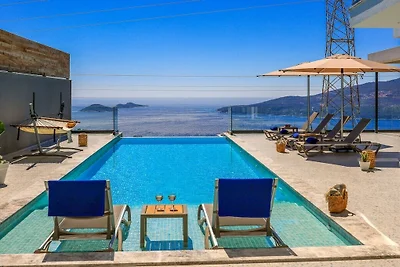Villa in Kalkan mit Wifi und Parken
