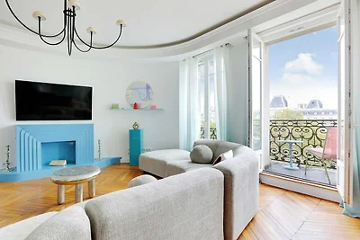 Ruime woning in Parijs-Republique