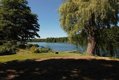 Charmante maison de vacances au bord du lac