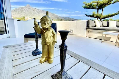 Apartment in Marbella mit Meerblick