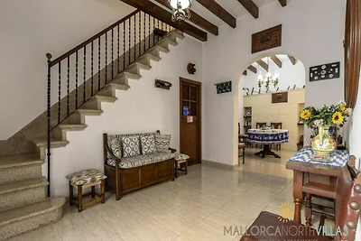 Haus in Pollenà mit Terrasse und Grill