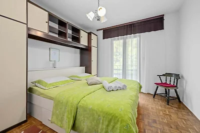 Appartamento con 3 camere da letto con vista