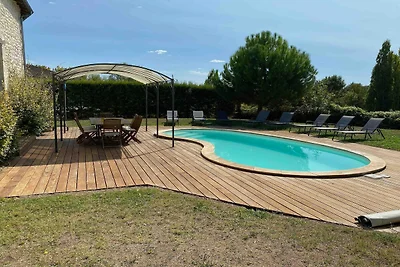 Villa in Frankreich mit Pool und Garten