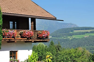 Appartamento per vacanze a Kiens con piscina