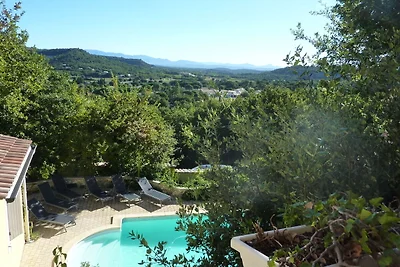 Villa mit privatem Pool und Panoramablick