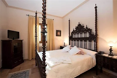 Luxuriöse Villa mit privatem Pool
