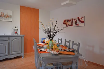 Confortevole villa con piscina