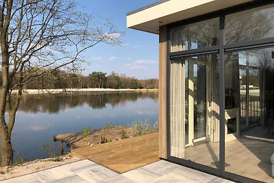 Modernes Chalet mit Garten im grünen Kempen