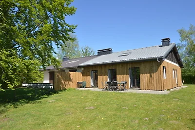 Tipico cottage a Mont, vicino al Parco Natura...