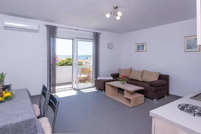 Peaceful Apartments Harfa-One Bedroom Apartme...