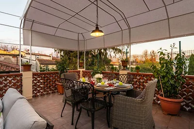 3 Schlafzimmer Wohnung in Lucca
