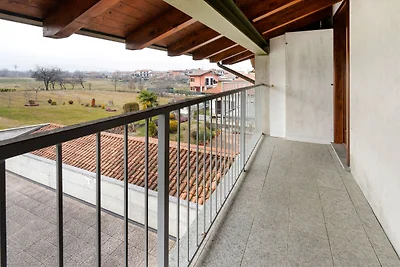 Appartamento isolato con balcone