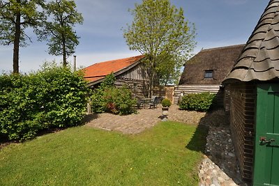 Stilvolles Bauernhaus mit Garten und Sauna