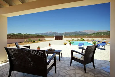 Schönes Ferienhaus mit privatem Pool