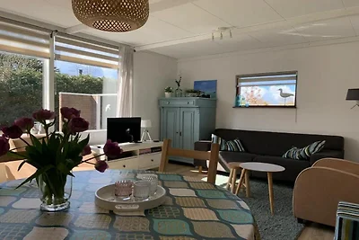 Sonniger Garten-Retreat-Bungalow