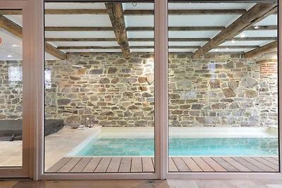 Gemütliches Ferienhaus in Theux mit Pool