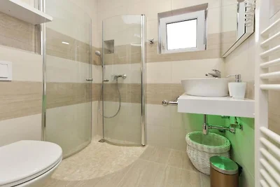 Bračić Premium Apartments with Outdoor Pool a...