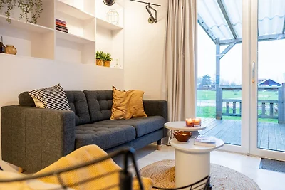 Modern chalet met 2 badkamers in Friesland