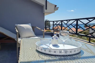 Apartments near the beach Orebic - One bedroo...