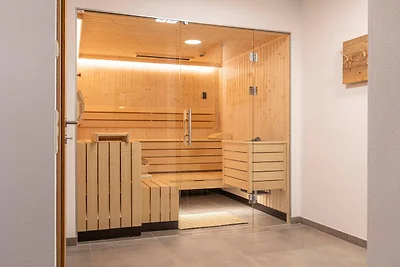 Luxe chalet met sauna bij het zwemmeer