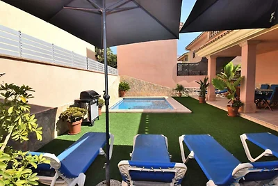 Villa in Muro mit Pool und Terrasse