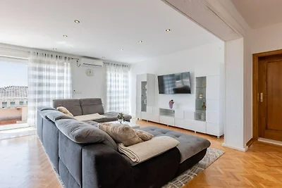 Apartment Merita - Two Bedroom Apartment with...