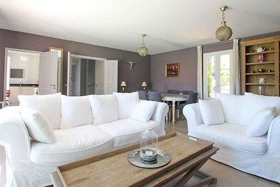 Villa provençale 8 personnes avec piscine