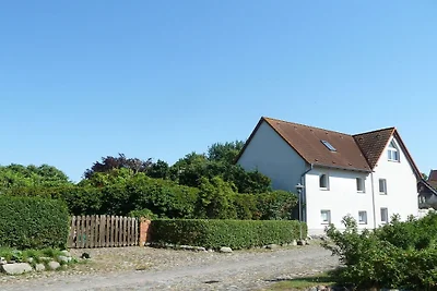 Ferienwohnung in Wiek mit Barbecue