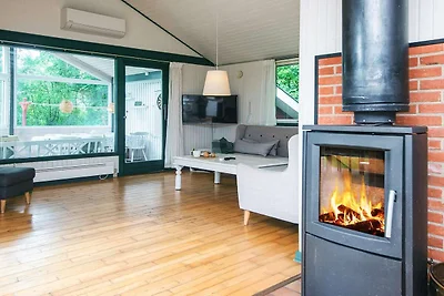 6 Personen Ferienhaus in Tarm-By Traum