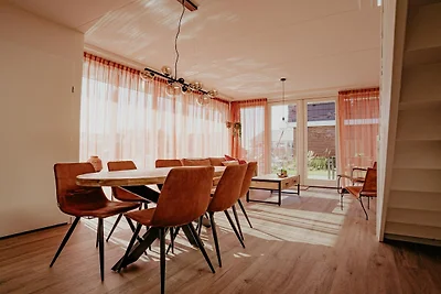 Modern toevluchtsoord aan het water