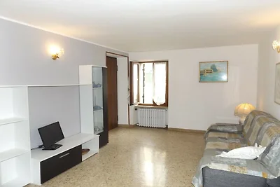 Geräumige Wohnung an der Promenade des...