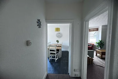SEASIDE Apartment Two Bed Room Apartment (5...