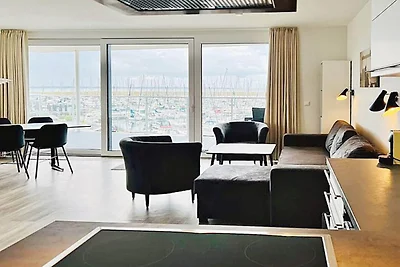 Moderne Wohnung mit direktem Meerblick