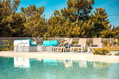 Geräumige Villa mit privatem Pool auf der Ins...