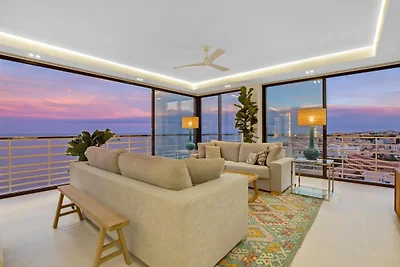 Appartamento con vista e accesso alla...