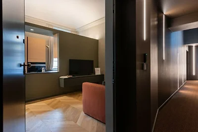 Wohnung in Torino mit Balkon und Parken