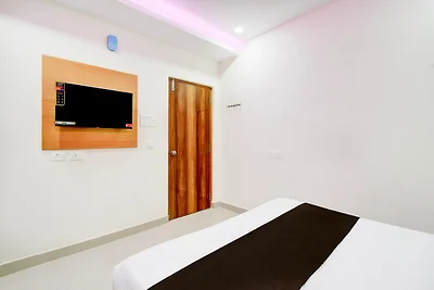 Soggiorni eleganti a Lanco Hills Gachibowli