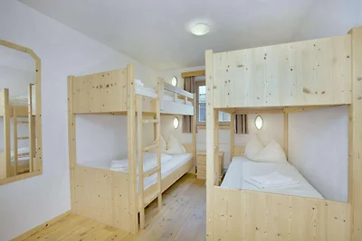 Deluxe-Chalet mit Pool in Königsleiten