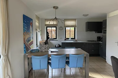 Freistehendes Ferienhaus mit Geschirrspüler i...