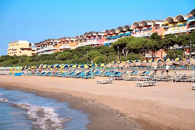 Apartment near Lungomare Trieste for 7