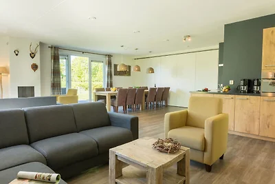 Luxuriöse Villa mit 3 Bädern, in einem...