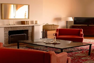 A/C Apt 2BR/4P – 2 Min.