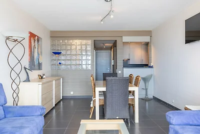 Studio op de 3e verdieping met fenomenaal...